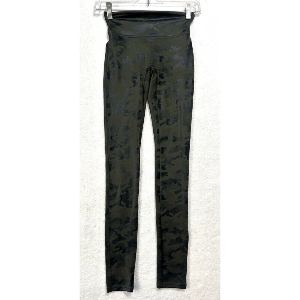 Spanx Women's XS Camouflage Green Nylon Blend Shaping Leggings (B1)